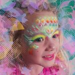 Profile Picture of Lisa Barraclough Brennan (@glasgow_happy_faces) on Instagram