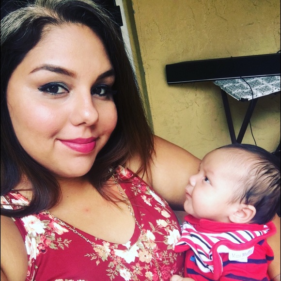 Profile Picture of Shaslyn Menoscal (@shaslynmenoscal) on Poshmark