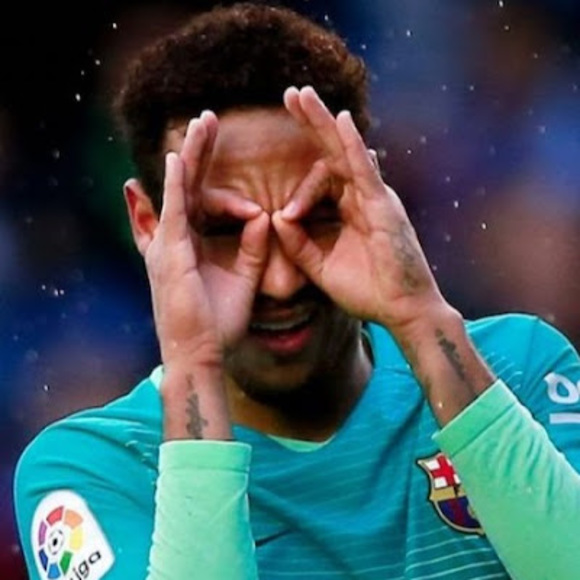 Profile Picture of Alejandro Naranjo (@alejandronar717) on Poshmark