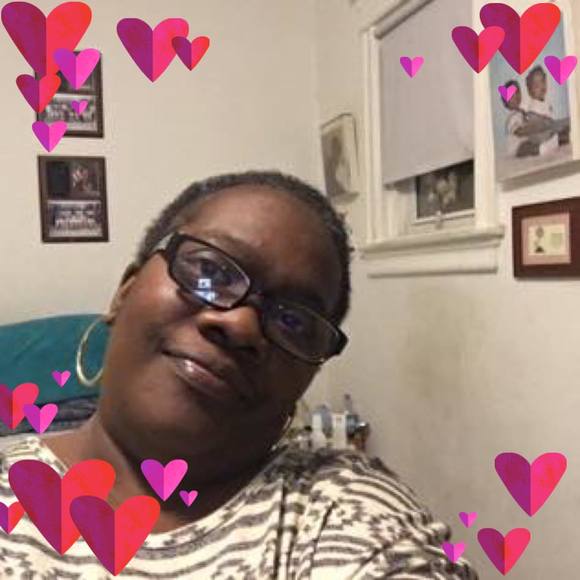 Profile Picture of Aaron Moses (@aaronmoses52) on Poshmark