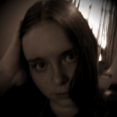 Profile Picture of Starla Sue Ann James (@Spacefishie) on Twitter