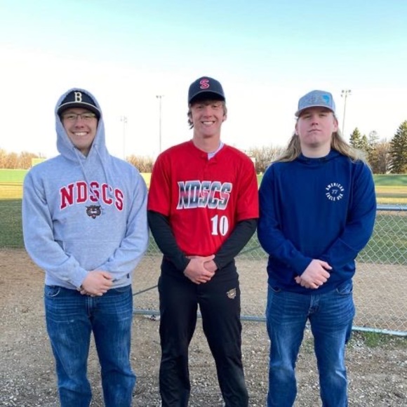 Profile Picture of Matthew Ebnet (@ebnetmatthew) on Poshmark