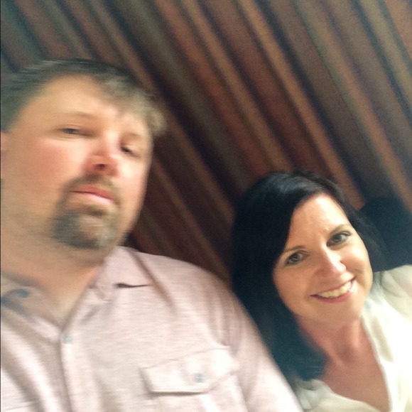 Profile Picture of Rebecca Andvik (@randcand) on Poshmark