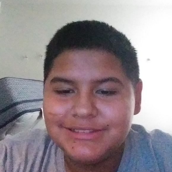 Profile Picture of Derrick Ramirez (@derrick444844) on Poshmark