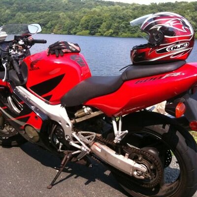 Profile Picture of Ariel Melendez (@amelendeztweets) on Twitter