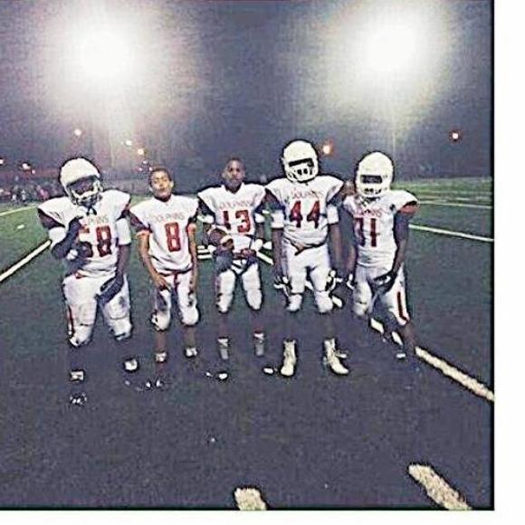 Profile Picture of Zyane Cheddie (@zyanecheddie) on Poshmark