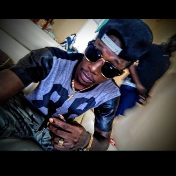 Profile Picture of Dwayne Briggs (@dwaynebriggs) on Poshmark