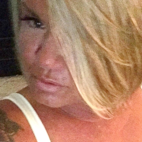 Keashawn Coxie - Poshmark Profile Picture of Keashawn Coxie (@keaah) on Poshmark