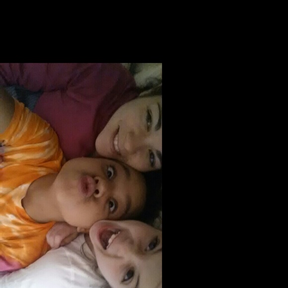 Profile Picture of Theresa Titcomb (@ttitcomb) on Poshmark