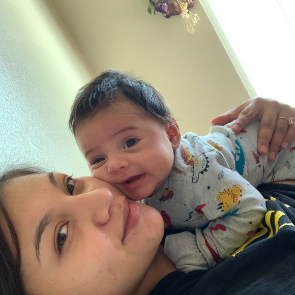 Profile Picture of Leti Khalifa (@letikhalifa) on Poshmark