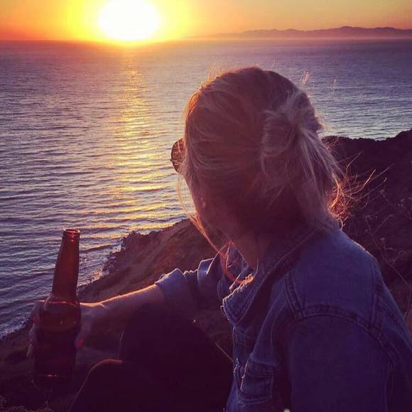 Profile Picture of Rosie Kurata (@rosiekurata) on Poshmark