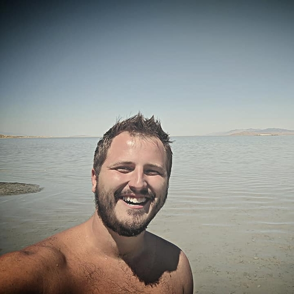 Profile Picture of Andrew Quella (@quellaandrew) on Poshmark