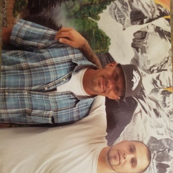 Profile Picture of Bryan Everly (@budcom) on Poshmark