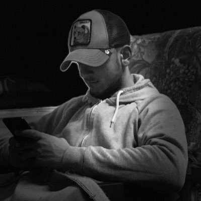 Profile Picture of Chris 🔥 🐺 (@chris_arias1) on Twitter