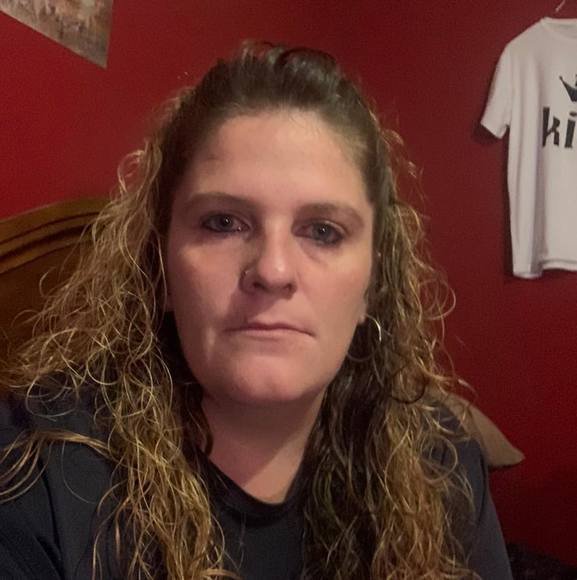 Profile Picture of Jamie Jimmy (@jamienjimmy85) on Poshmark