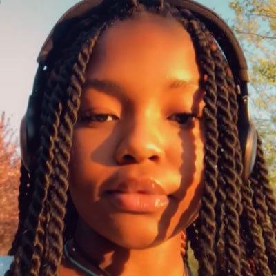 Profile Picture of Marty McFly (@__regina_george) on Twitter