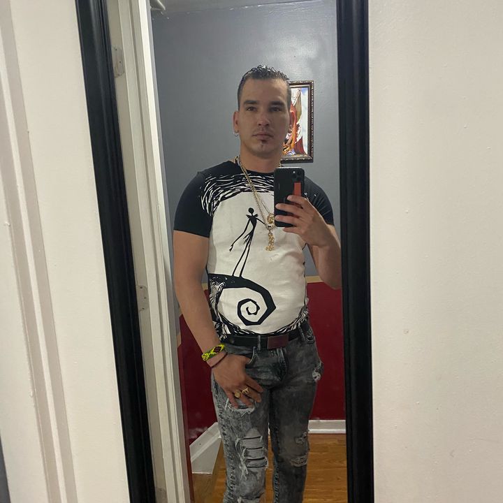 Profile Picture of michel napoles (@napoles21) on Tiktok