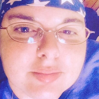 Profile Picture of Amanda Sitton (@boii1978) on Twitter