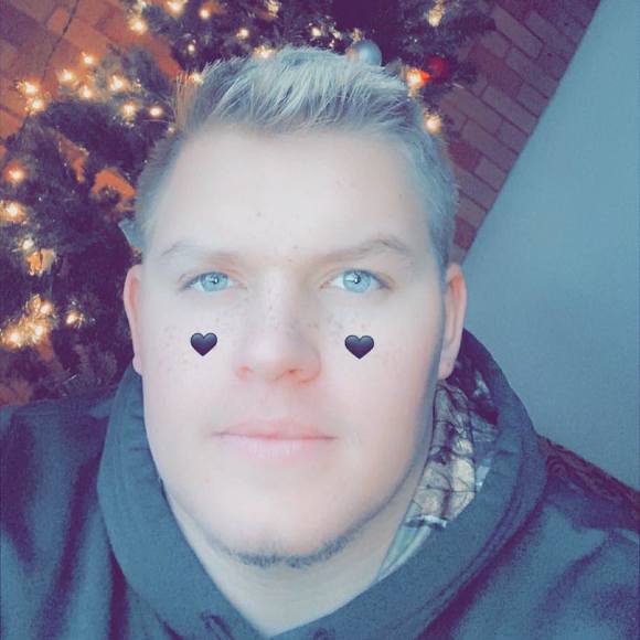 Profile Picture of Brandon Cichowski (@bcichowski99) on Poshmark