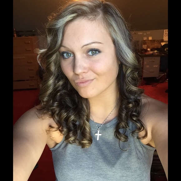 Profile Picture of Katelyn Mccoy (@mccoy3597) on Poshmark