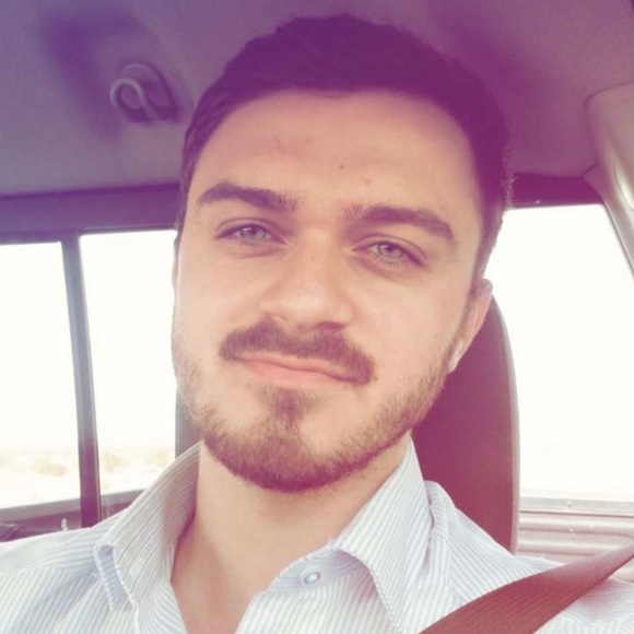 Profile Picture of Tyler Bagwell (@tylerbagwell862) on Poshmark