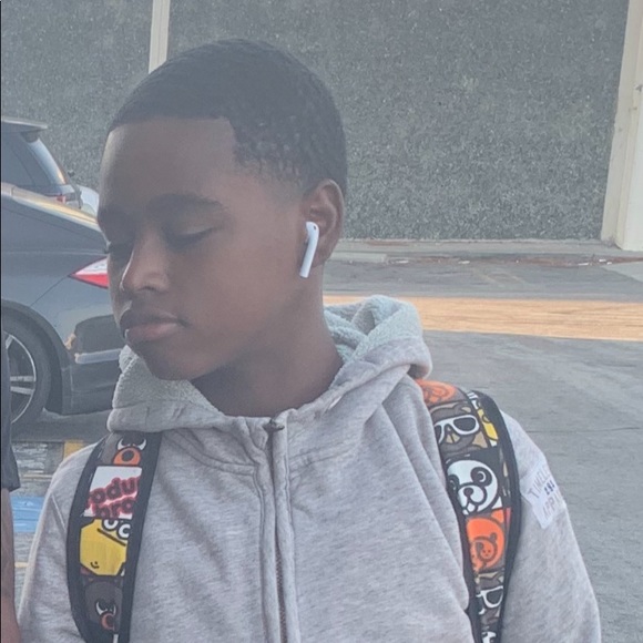 Profile Picture of Zion Yeargin (@zyeargin5) on Poshmark