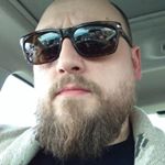 Profile Picture of John (@cutshallow) on Instagram