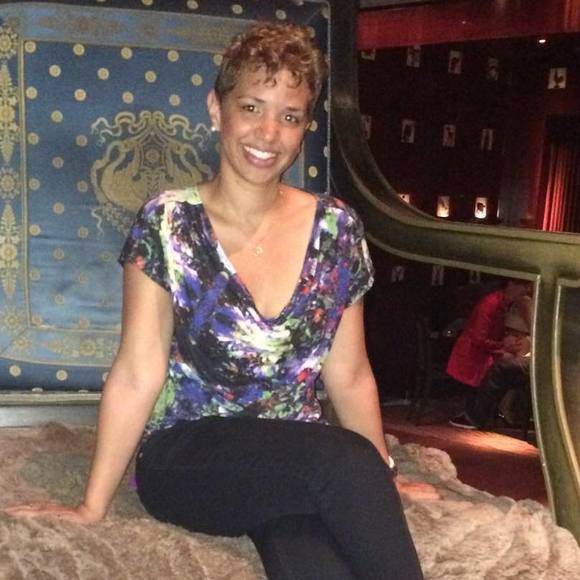 Profile Picture of Sha ron Frasier (@docfras) on Poshmark