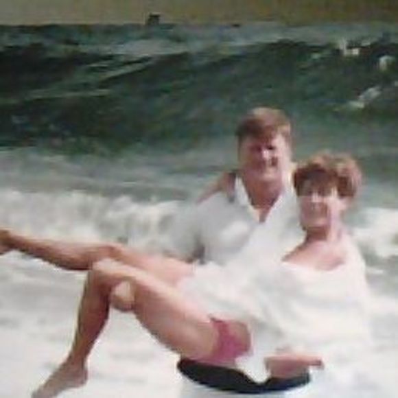 Profile Picture of Connie Bailey (@maddie7186) on Poshmark