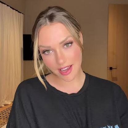 Profile Picture of scarlet Ford (@scarlet.ford) on Tiktok