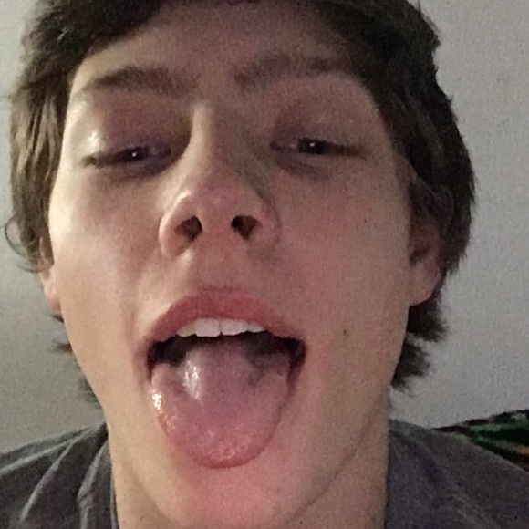 Profile Picture of Orion Liston (@groovyleeston) on Poshmark