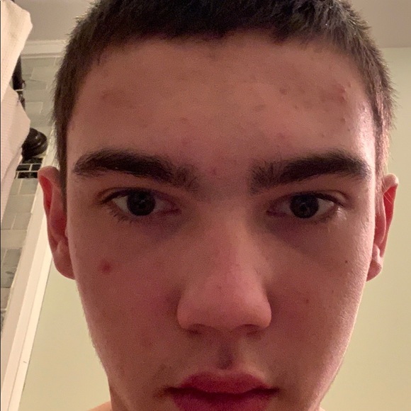 Profile Picture of Alex Skinner (@skinner5587) on Poshmark