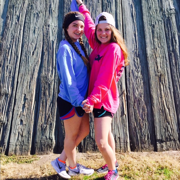 Profile Picture of Hannah Musick (@hannahgrace225) on Poshmark