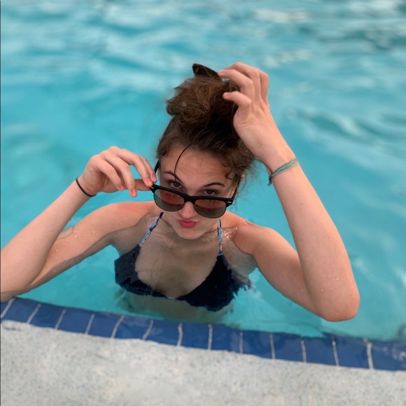 Profile Picture of Savannah Pinney (@savannahpinney) on Poshmark