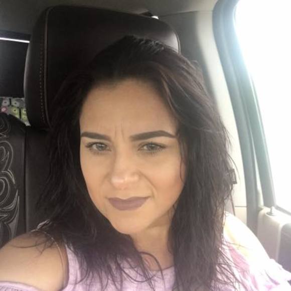 Profile Picture of Viviana Enriquez vazquez (@jatziry23) on Poshmark