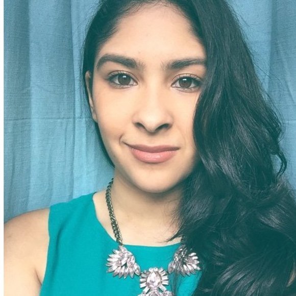 Profile Picture of Claritza Quezada (@_timeless) on Poshmark