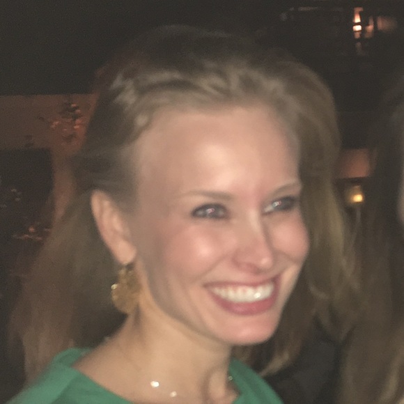 Profile Picture of Kristina Ducanes (@krissyducanes) on Poshmark