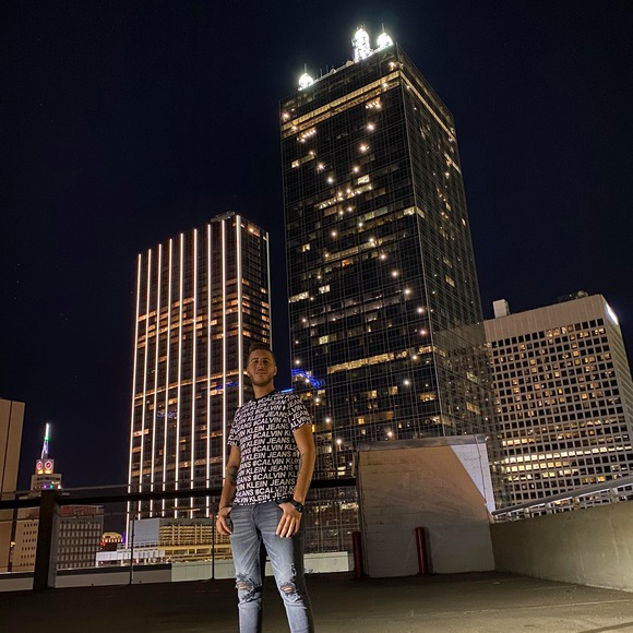 Profile Picture of Housam Almasri (@housamalmasri) on Poshmark