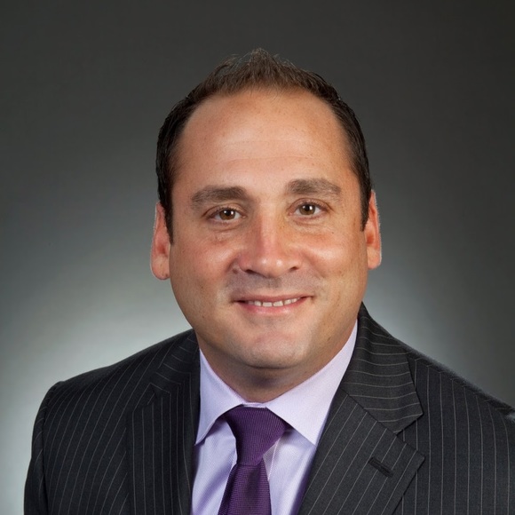 Profile Picture of Steven Haralambidis (@sharalambidis) on Poshmark