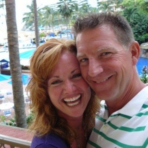 Johna Cope-bertelli - Poshmark Profile Picture of Johna Cope-bertelli (@johnat0728) on Poshmark