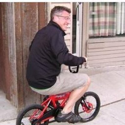 Profile Picture of Mark Bloom (@boomboom66) on Twitter
