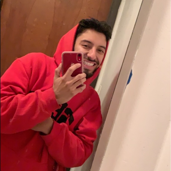 Profile Picture of Joe Viramontez (@chachi713) on Poshmark