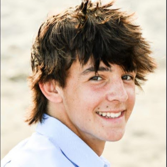 Profile Picture of Aiden Lamontagne (@aidenlamonta813) on Poshmark