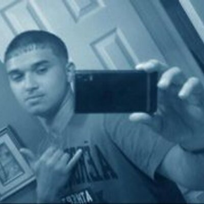 Profile Picture of Tyler Yon (@lil_savage_80) on Twitter