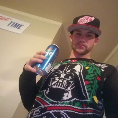 Profile Picture of Dylan Corbett (@CCorbb) on Twitter