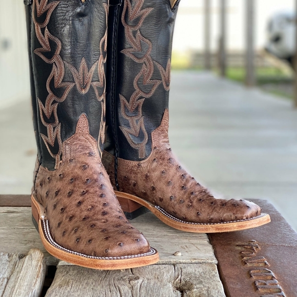 Profile Picture of Chuck Dalson (@mwmlonghorns69) on Poshmark