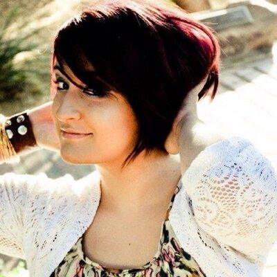 Profile Picture of Cynthia Osuna (@CynthiaOshoonah) on Twitter