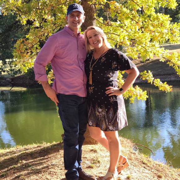 Profile Picture of Jennifer Boxwell (@jboxwell) on Poshmark