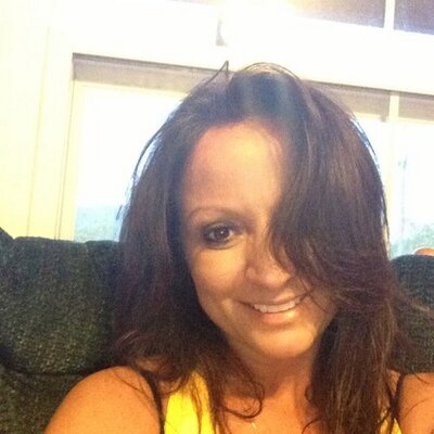 Profile Picture of Heather Leek (@heatherh81975) on Twitter