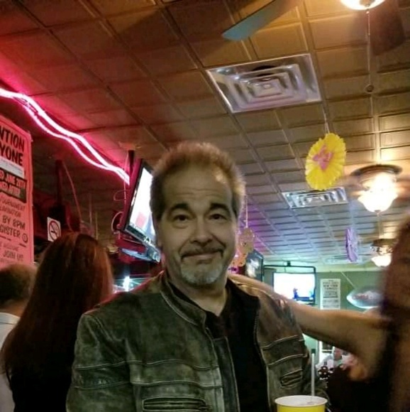 Profile Picture of Steven Migliaccio (@steventiptop) on Poshmark